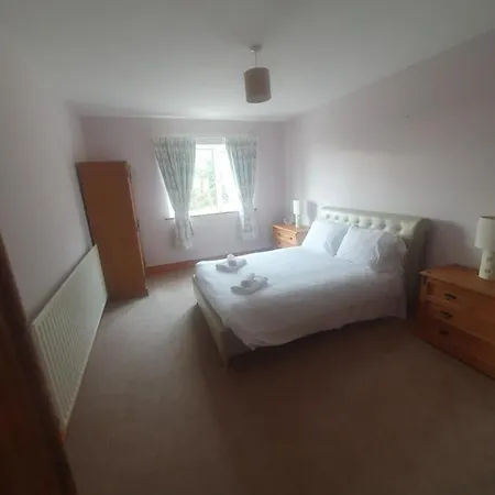 Semesterbostad Grange Park House-wild Atlantic Way Rockstown